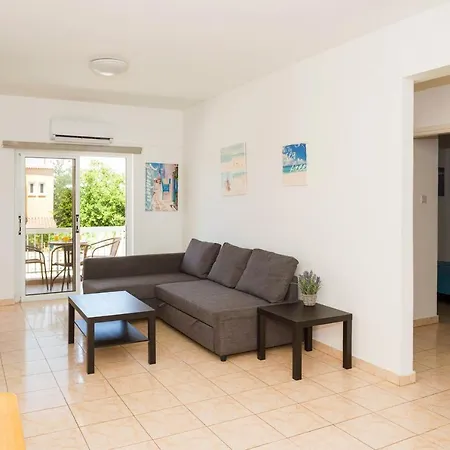 Mynapa Apartment