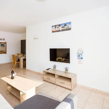 Mynapa Apartment